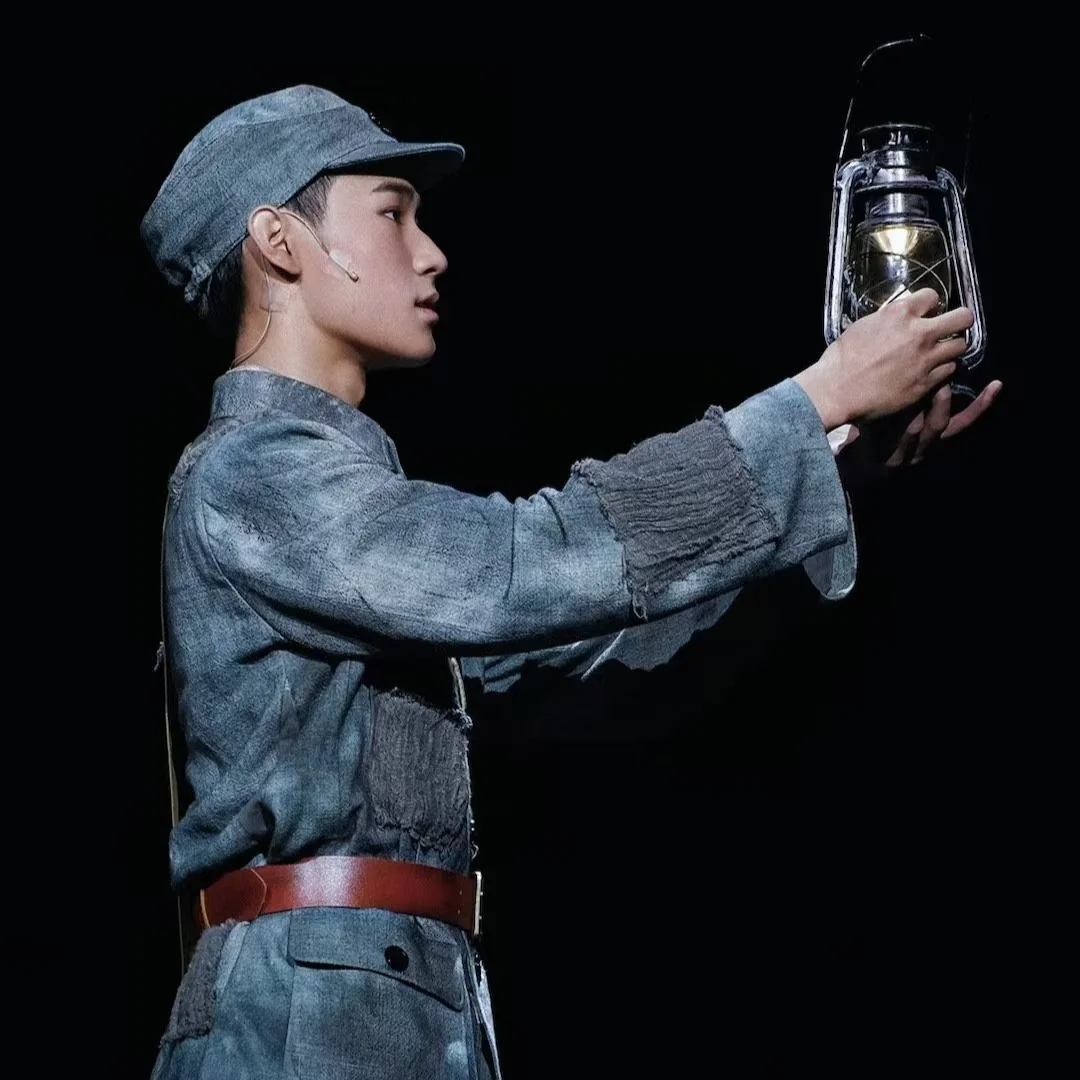 铁流东进